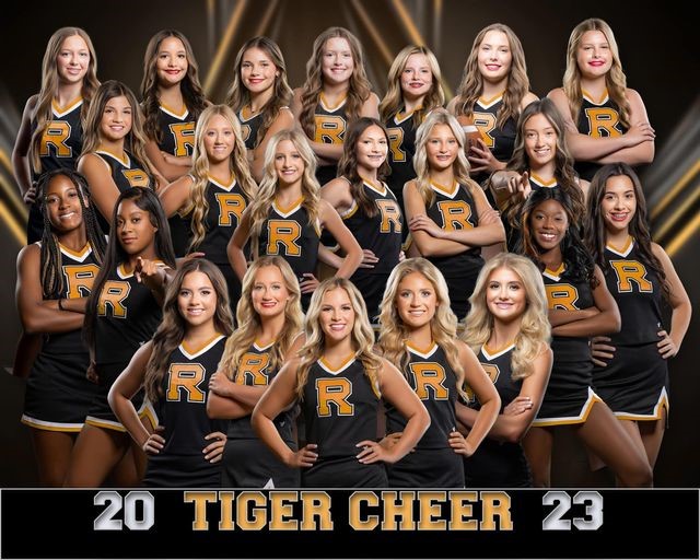 2023-2024 Ripley High School Cheerleaders